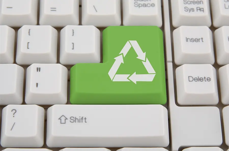 benefits of recycling electronics for businesses